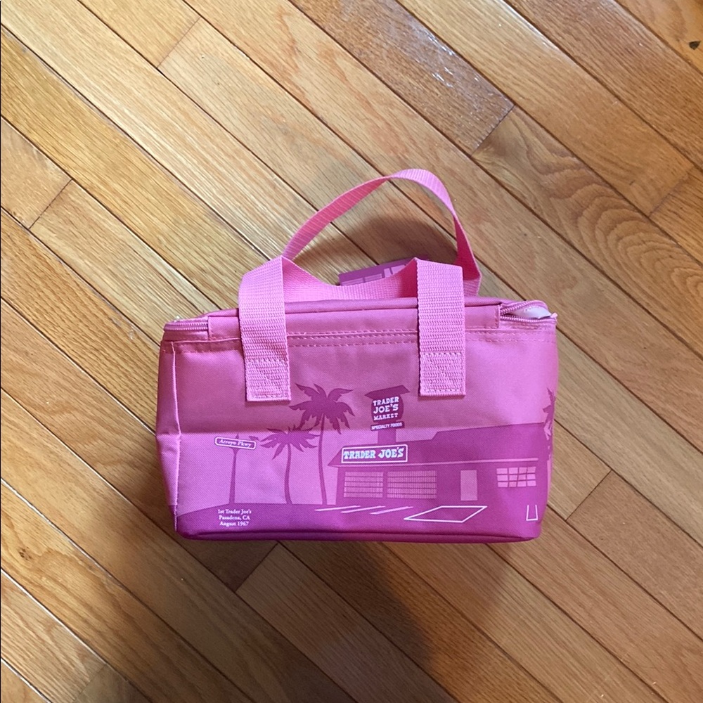- Trader Joes NWT Cooler Lunch Bag Sold Out